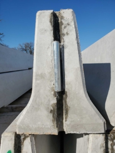 F-Shape Concrete Barrier